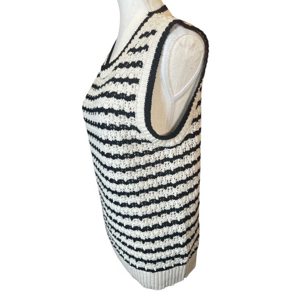 Sanctuary NWT Crochet Black and White Striped Sweater Vest/Tank - Picture 4 of 12